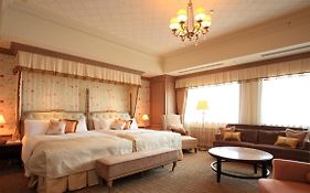 Monterey Grasmere 4*