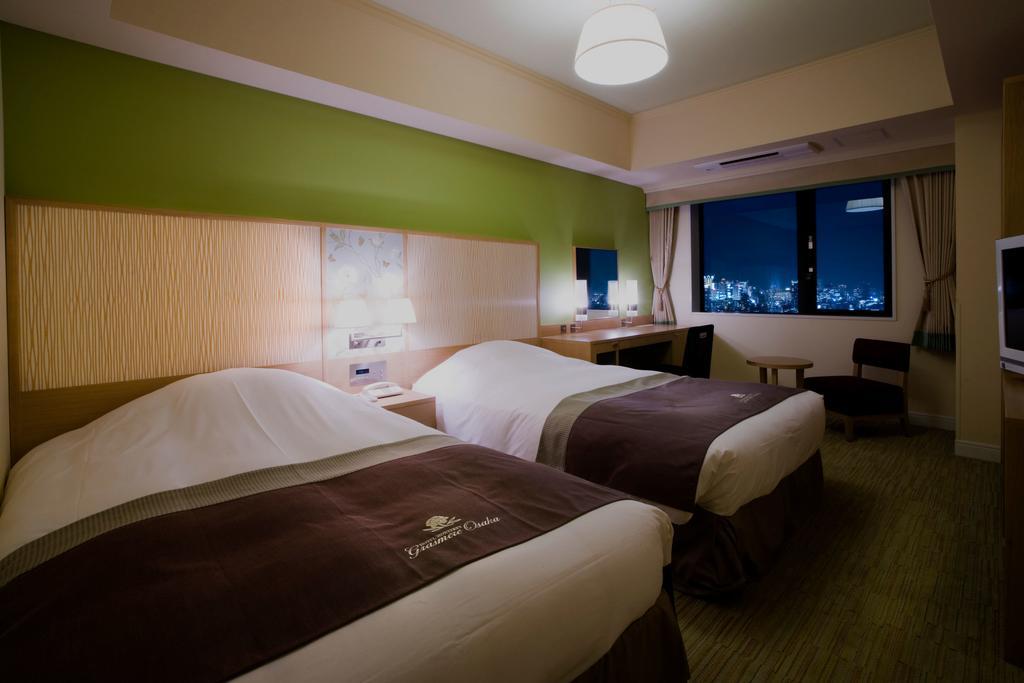 Hotel Monterey Grasmere Osaka Habitación foto